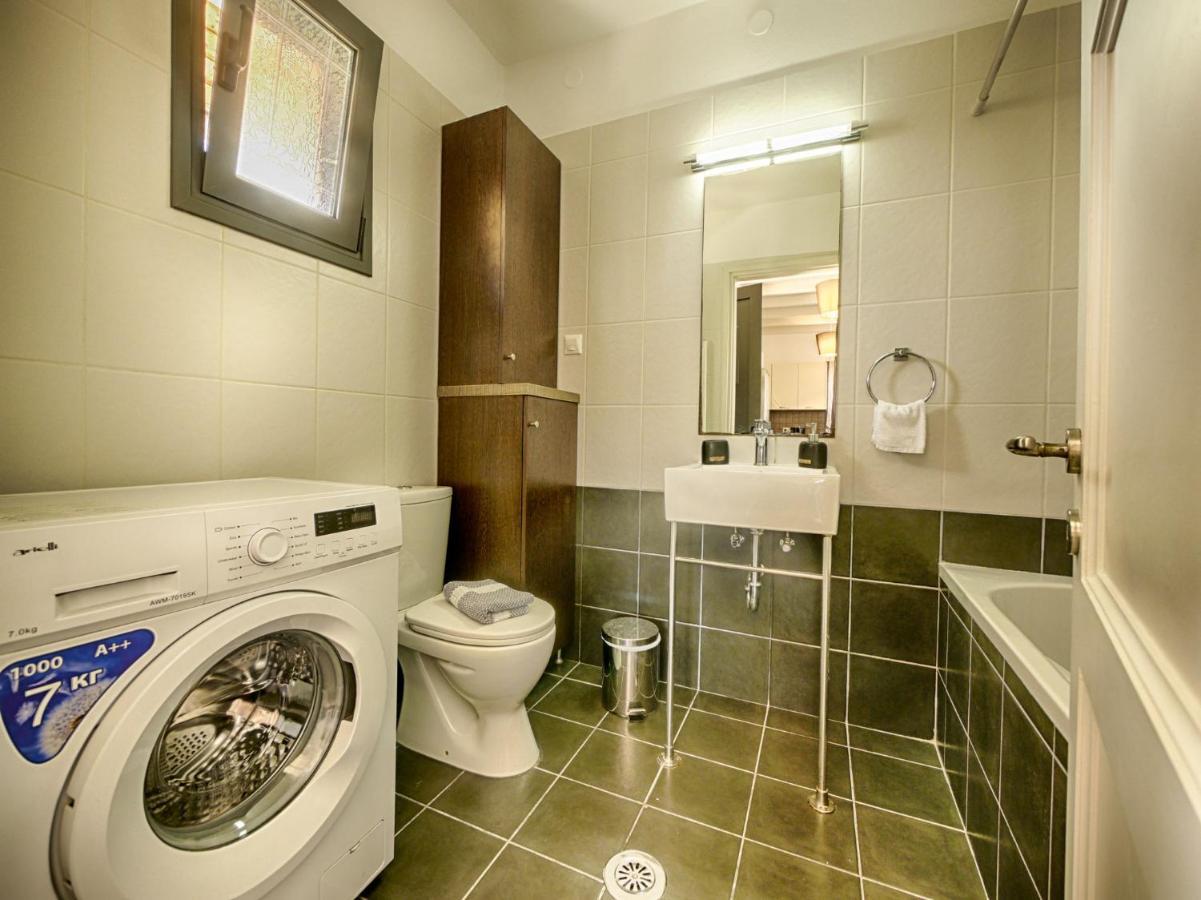 Cozy Family Friendly Apartment With Large Garden Close To Beaches - Dirella Kynopiástai エクステリア 写真