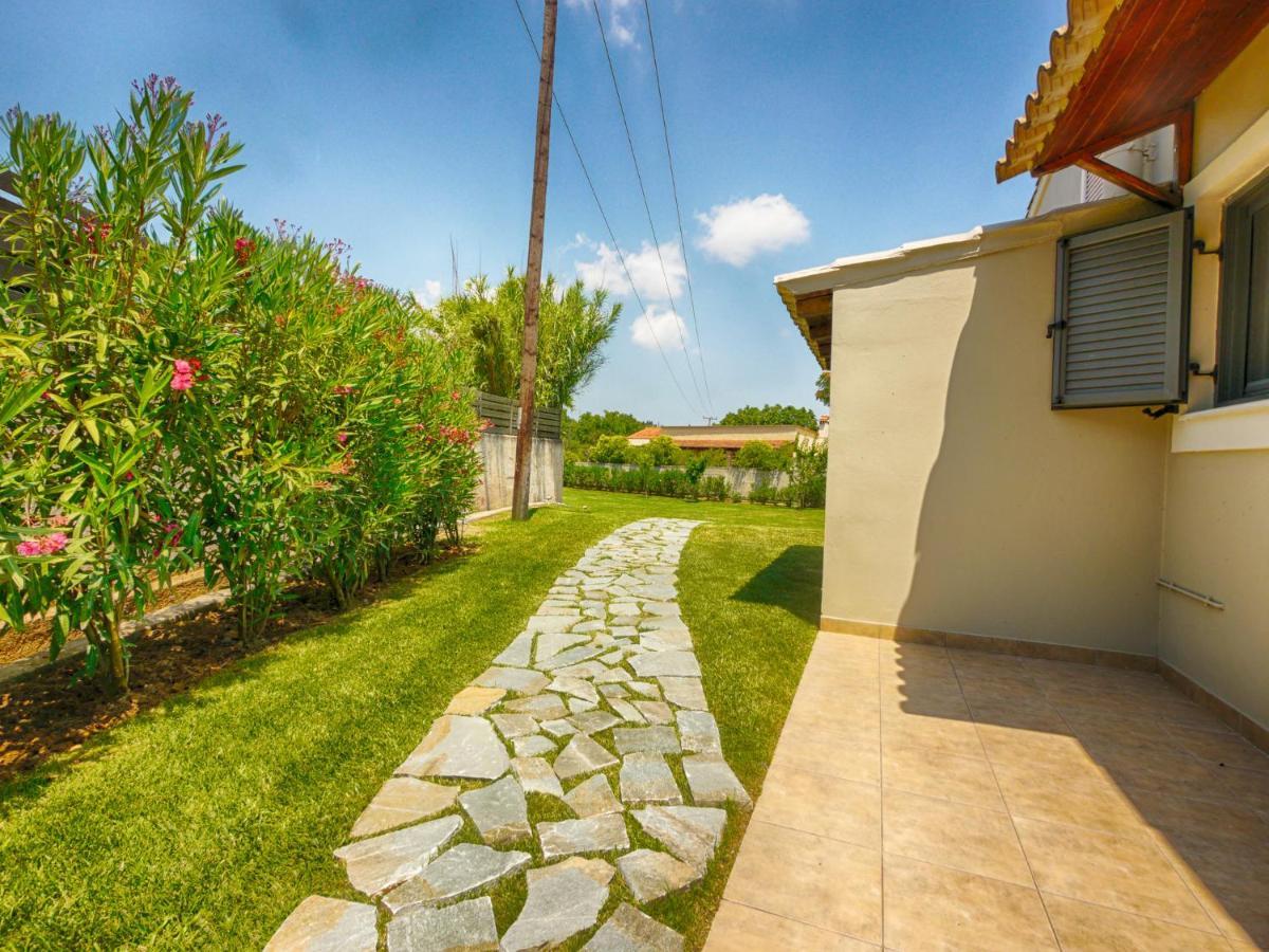 Cozy Family Friendly Apartment With Large Garden Close To Beaches - Dirella Kynopiástai エクステリア 写真